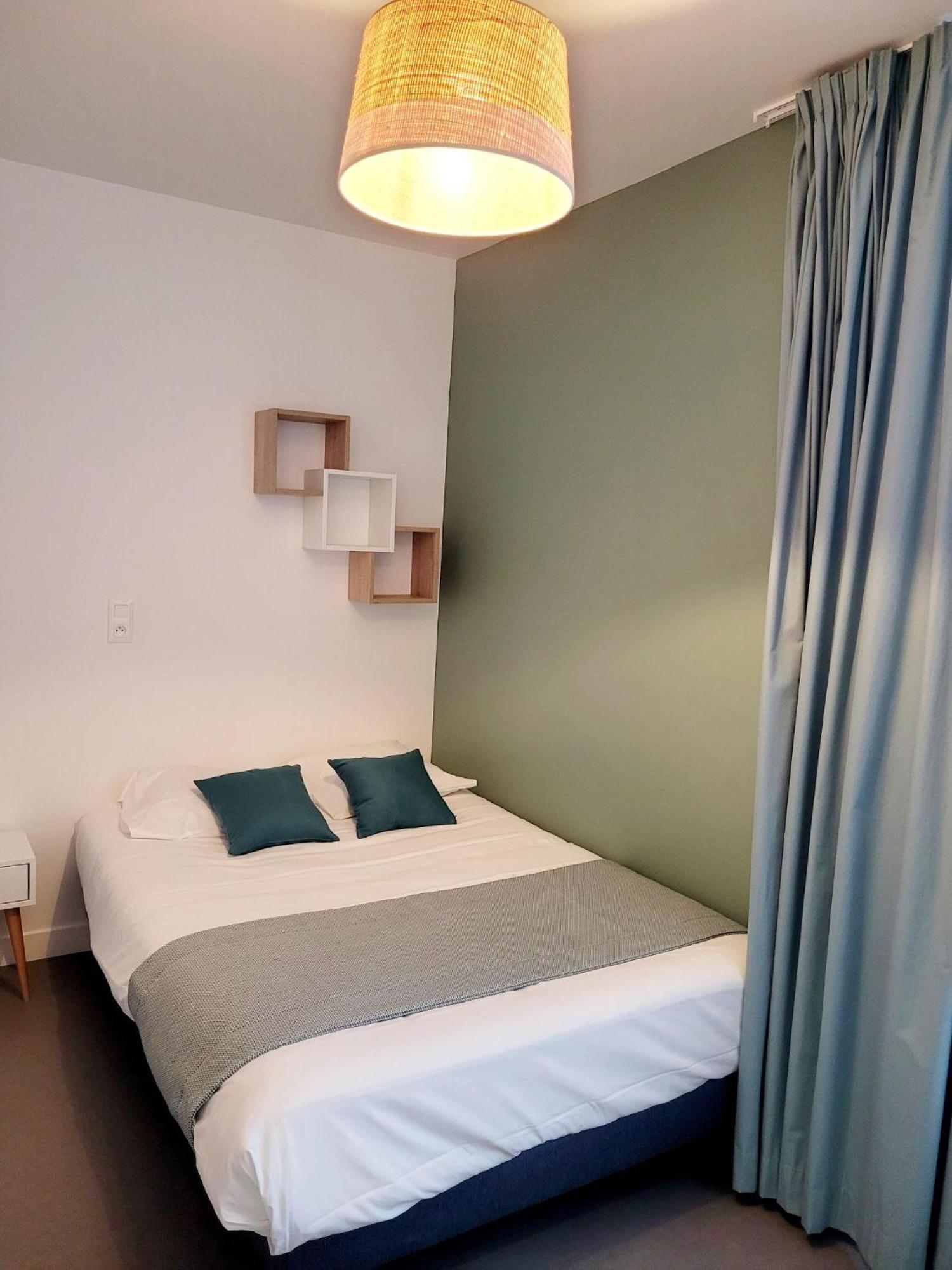 Twenty Business Flats Jouy-En-Josas Aparthotel Exteriör bild
